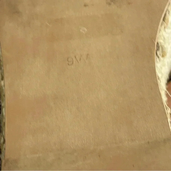 Torrid Leather Crisscross Ankle buckle Platform Sandals Women's Size 9W. 2180 - Picture 3 of 12